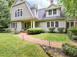 24 Stonefield Ct, Needham, MA 02492