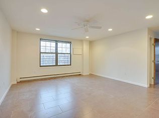 68-10 58th Ave #1A, Maspeth, NY 11378