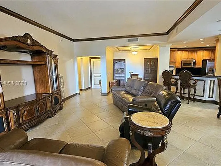 16102 Emerald Estates Dr #306 — Photo 10