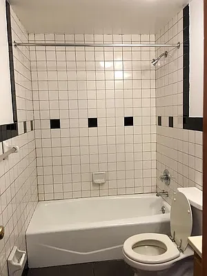 Rented by Ready Group | media 33