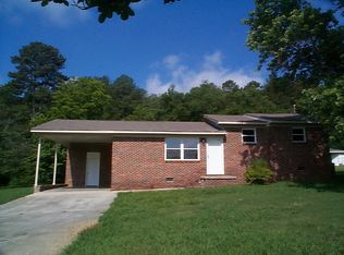 152 Danny Cir NE, Calhoun, GA 30701