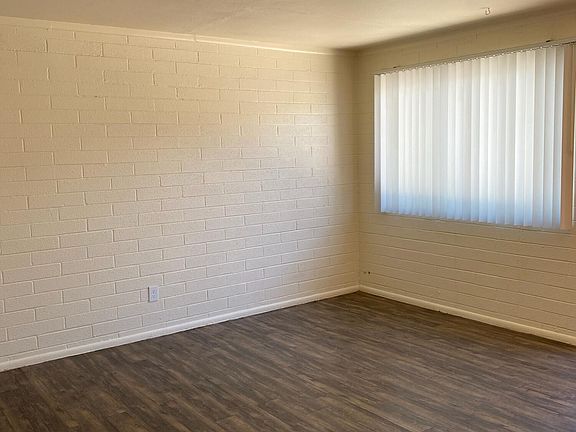 3rd image of 533 W 10th St APT C