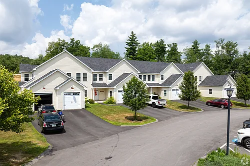 Highfield Commons Photo 1