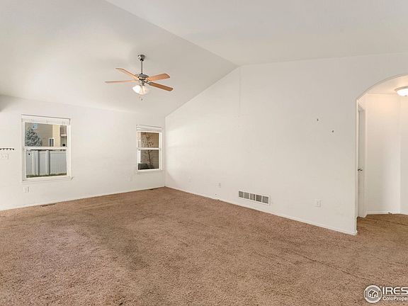 4th image of 229 Silverbell Dr