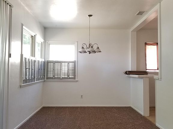 5th image of 647 E 19th St