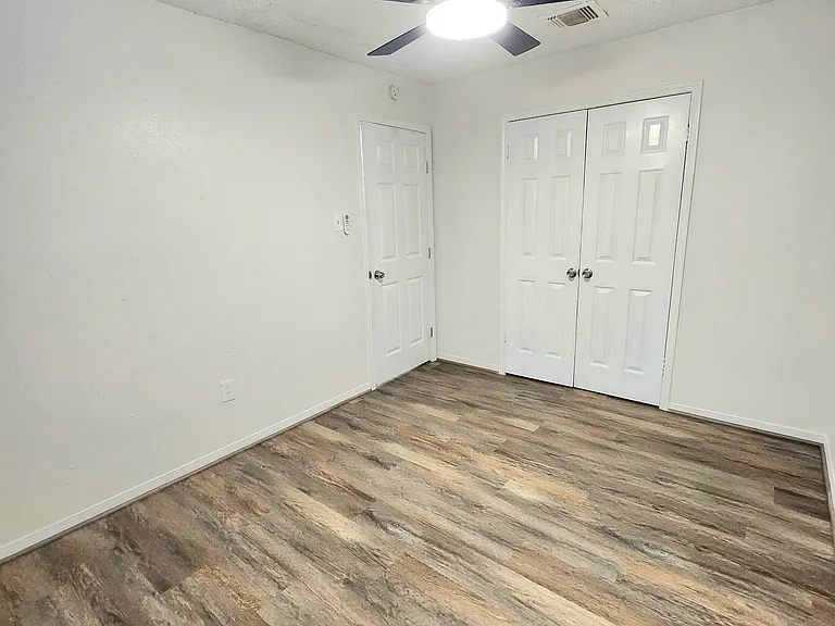 10045 Emerald Creek Dr — Photo 9
