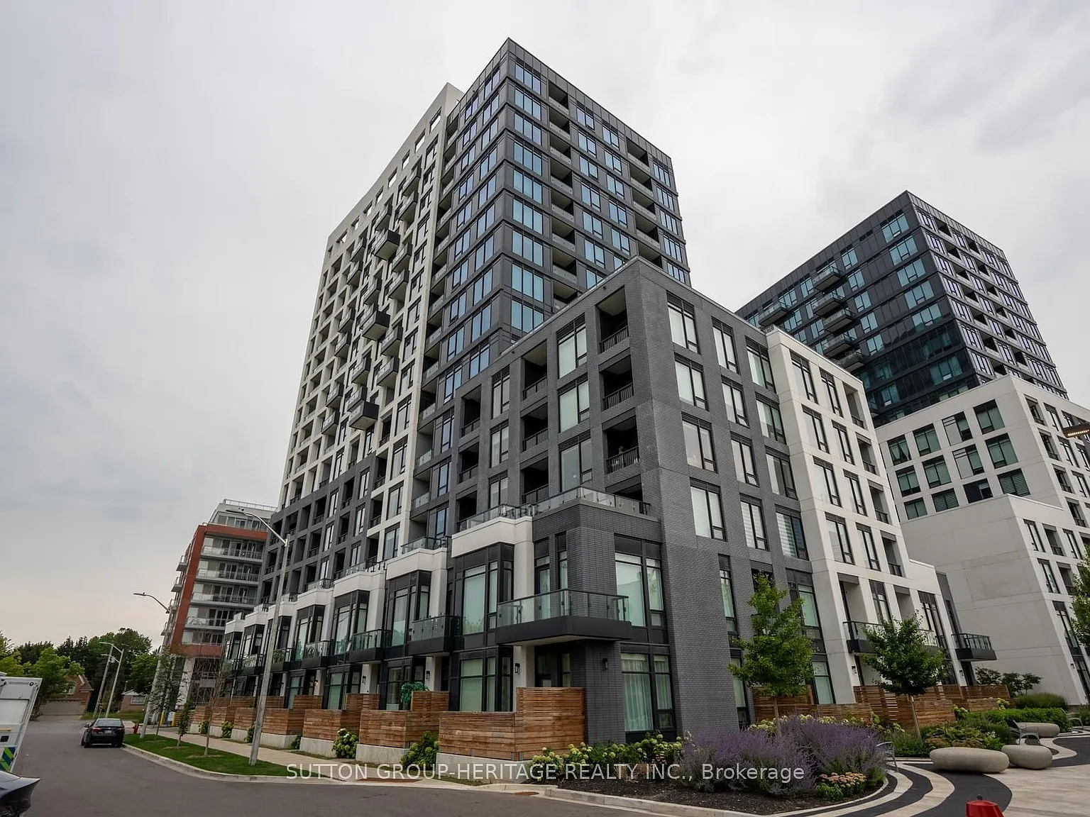 3 bed, $3,300 — Photo 1