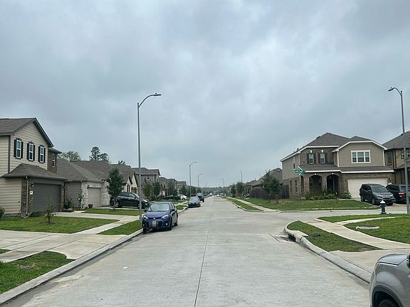 4th image of 4118 E Mossy Banks Ln