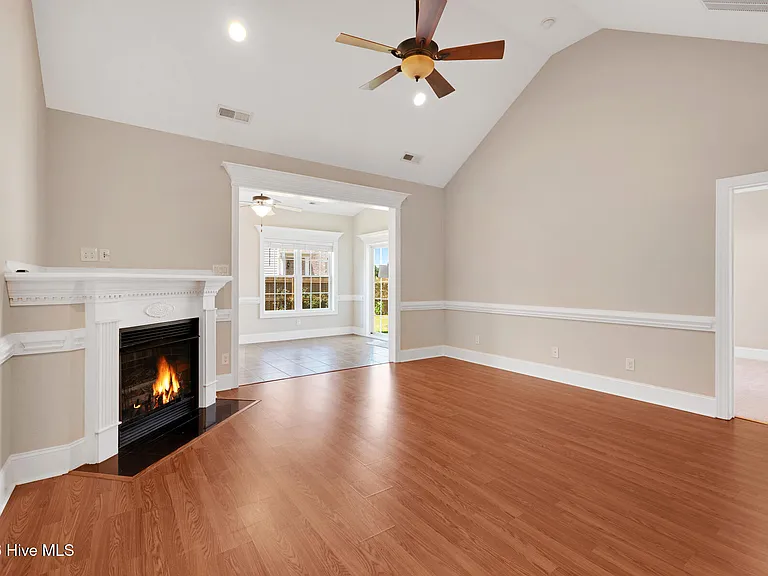 2400 Dovedale Ct #B — Photo 5