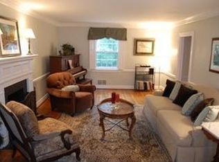 627 White Oak Rd SW, Roanoke, VA 24014