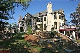 13770 Clayton Rd photo 1