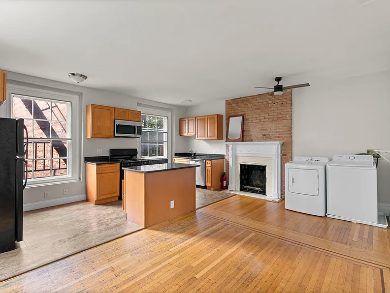 505 Cathedral St #2 — Photo 10