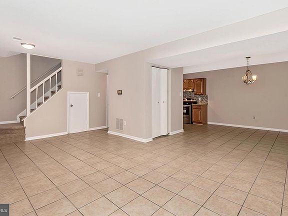 3rd image of 18331 Allspice Dr