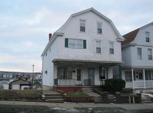 1313 Chestnut St, Kulpmont, PA 17834