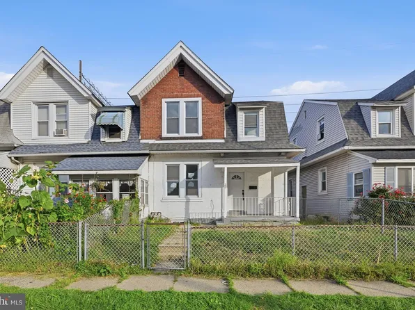 29 Chestnut St, Marcus Hook, PA 19061