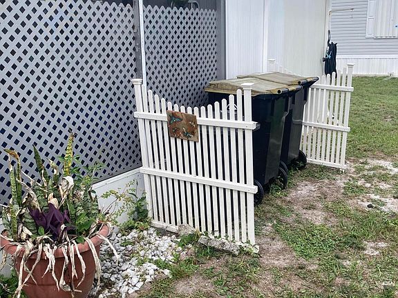 3rd image of 1056 Wood Ct NE