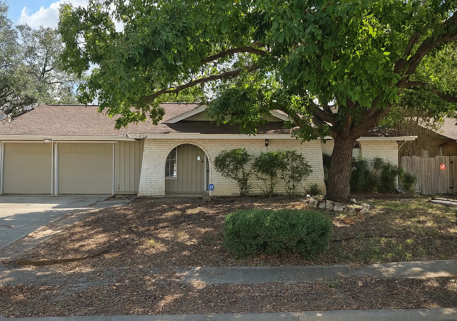 Newly Renovated NE San Antonio 3 bedroom home in established neighborhood-You do not want to miss... — Photo 1