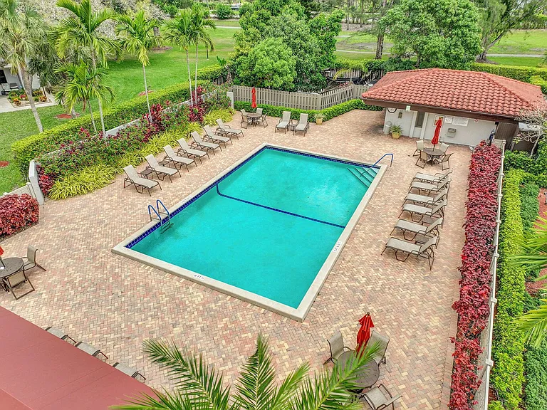 21500 Cypress Hammock Dr #38E — Photo 16