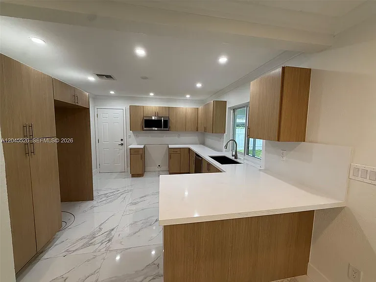 8090 W 18th Lane Rd — Photo 4