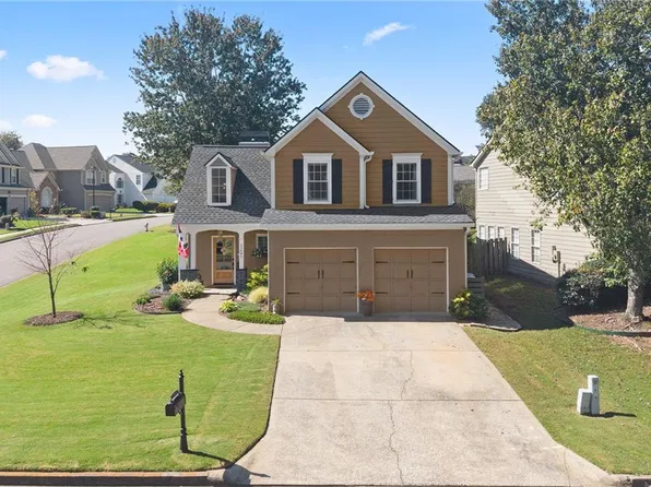 13085 Crabapple Lake Dr, Roswell, GA 30076