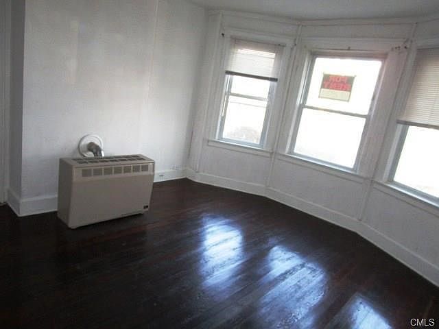 2nd image of 41 Southfield Ave APT 1R