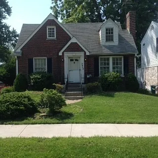 2414 Brighton Dr — Photo 1
