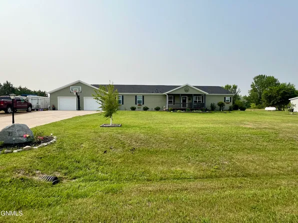 71 69th St E, Williston, ND 58801