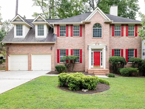 245 Greenmont Cir, Alpharetta, GA 30009