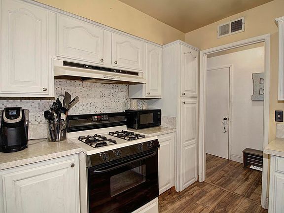 3rd image of 6710 Watt Ave