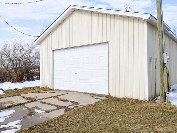 2nd image of 4742 W Curtis Rd