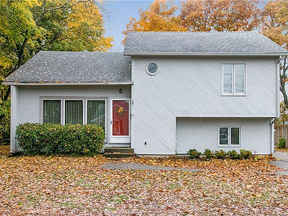 2nd image of 33 Drum Rock Ave