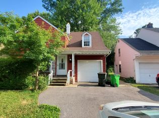 19902 Shakerwood Rd, Warrensville Heights, OH 44122