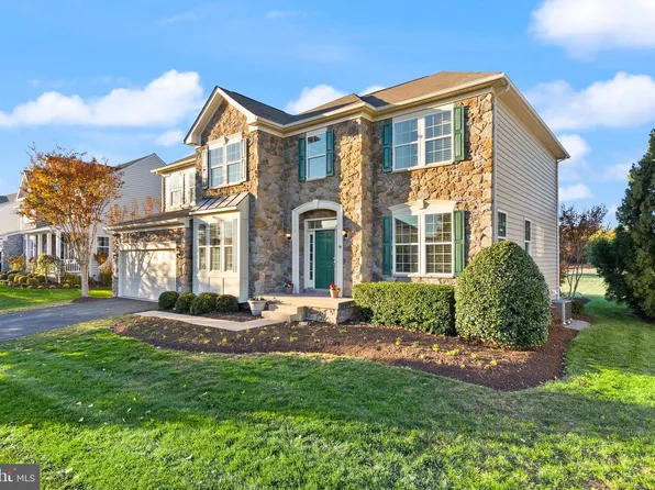 42222 Cameron Parish Dr, Ashburn, VA 20148