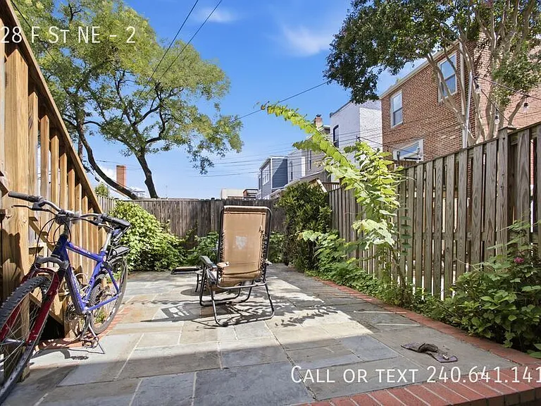 228 F St NE #2 — Photo 13