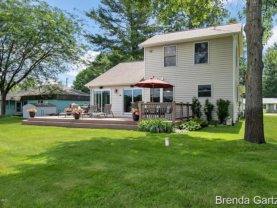 1st image of 8251 Indian Shores Dr