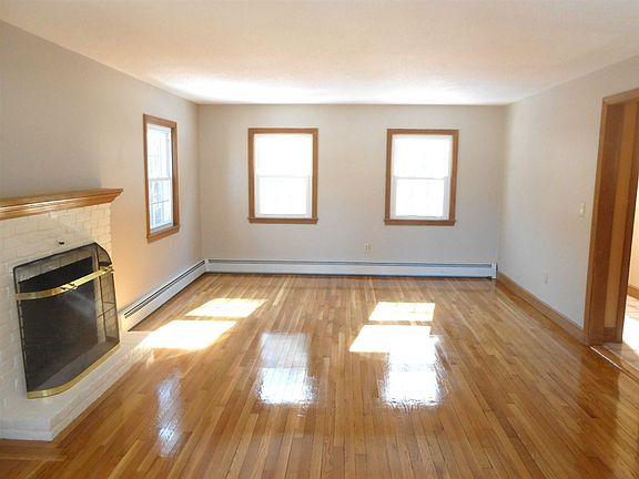 4th image of 13 Sequoia Ln