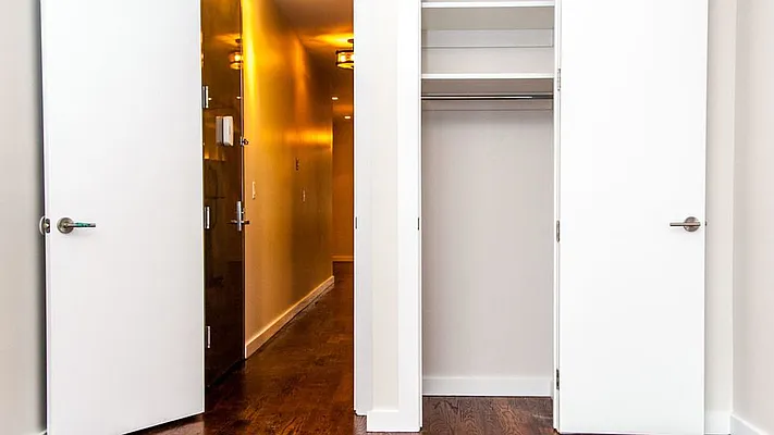 Rented by Nooklyn NYC LLC | media 31