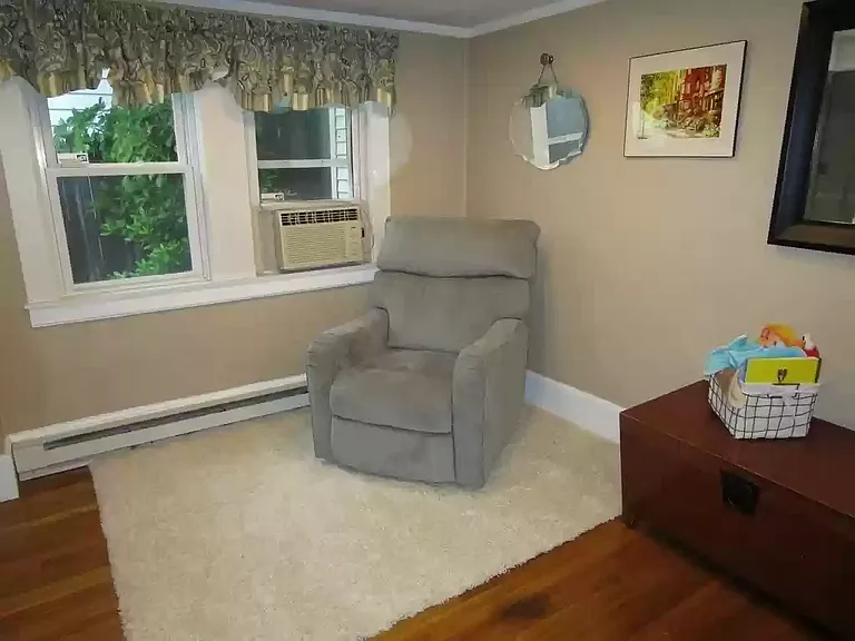 15 Cottage Ct #2 — Photo 2