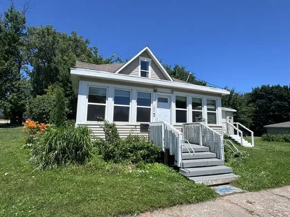 103 E 10th Ave, Webster, SD 57274