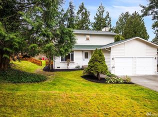 15927 82nd Pl NE, Kenmore, WA 98028