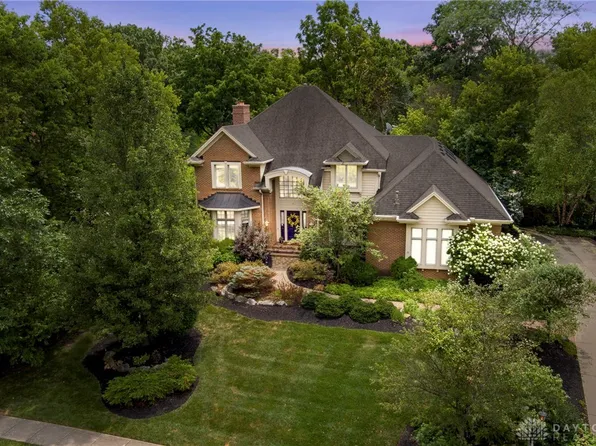 10178 Park Edge Dr, Dayton, OH 45458