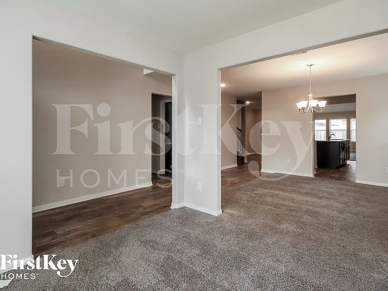 1023 Ranch Oak Dr — Photo 6