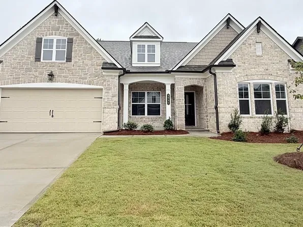 5531 Tullis Dr, Gainesville, GA 30507