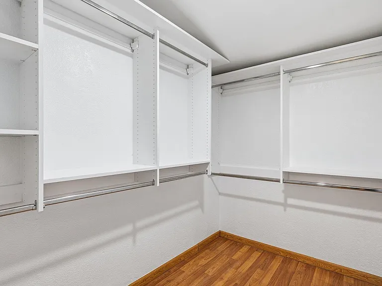 8639 E Virginia Ave — Photo 10