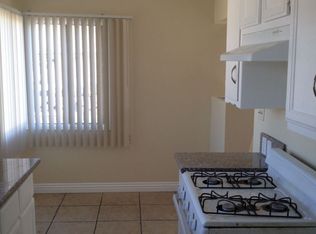 805 N Tamarind Ave APT A, Compton, CA 90220