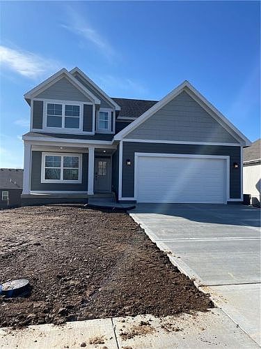 1st image of 4705 NE 85th Ter