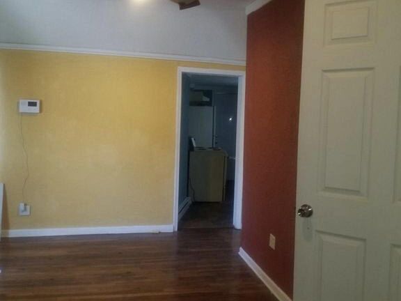4th image of 2608 Monroe Ave #B