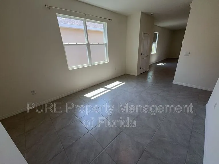 5416 NW 46th Lane Rd — Photo 8