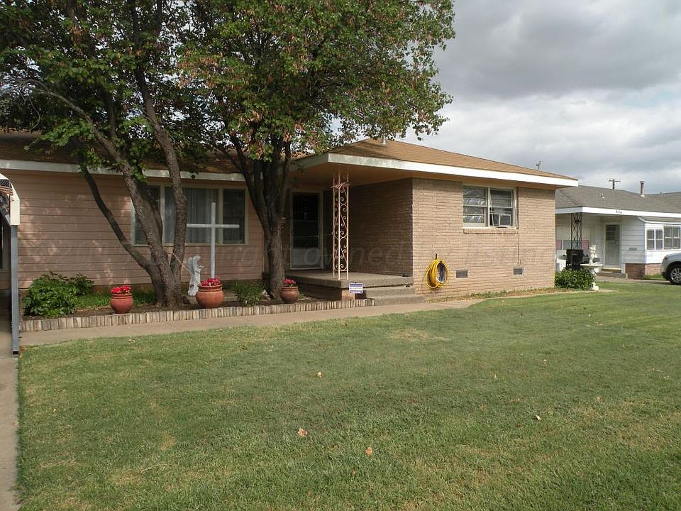 1st image of 410 Red Deer St