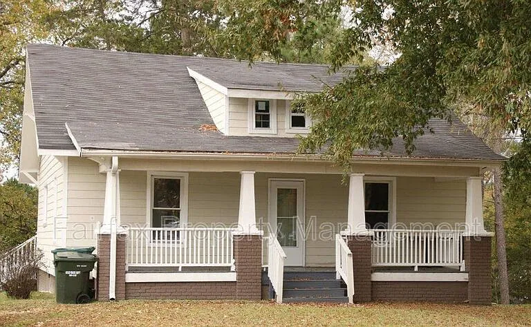 4004 Fayetteville St — Photo 1